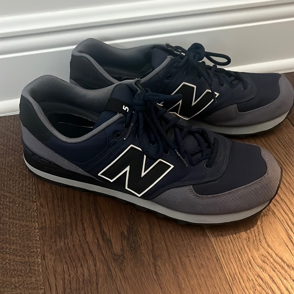 New Balance mens 574 Navy